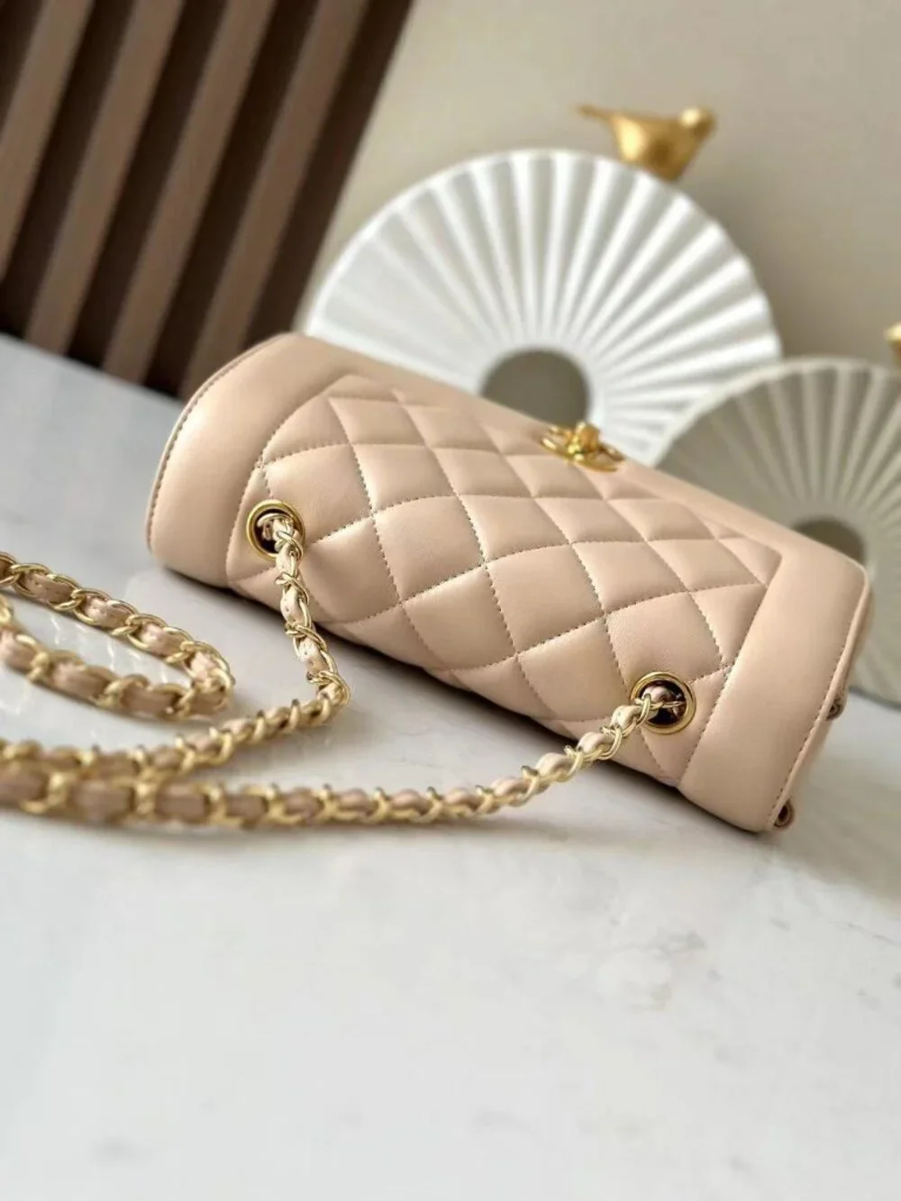 Classic Chanel Bag: A Stylish and Versatile Choice for Elegance